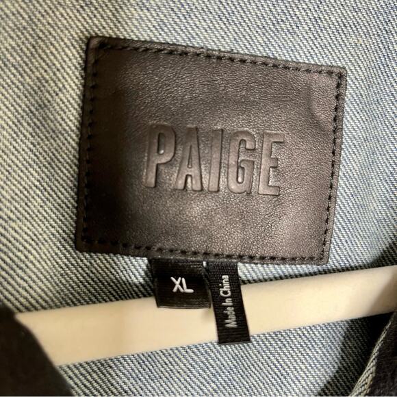 Paige Scout Mid-Wash Denim Jean Jacket with Black Drawstring Hoodie Size XL - Picture 2 of 6